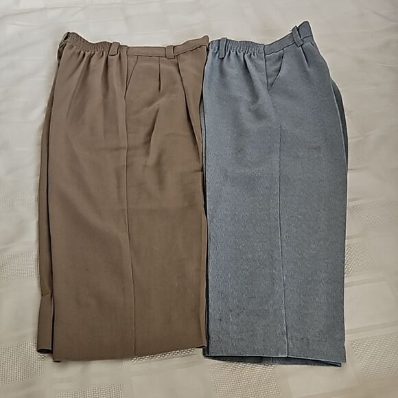 Perry Ellis Boy's Bundle Of 2 Pairs Of Pants Blue/Brown 4-6 Years Old - Picture 2 of 16